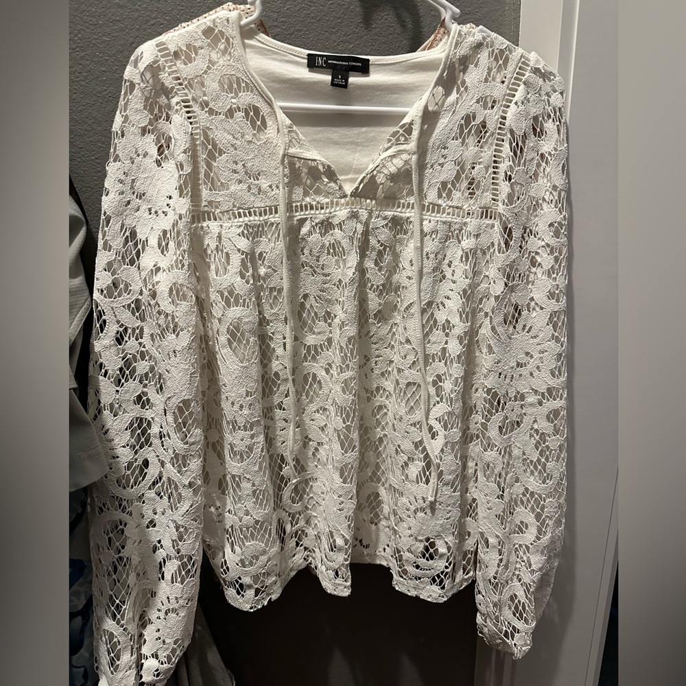 Women’s blouse